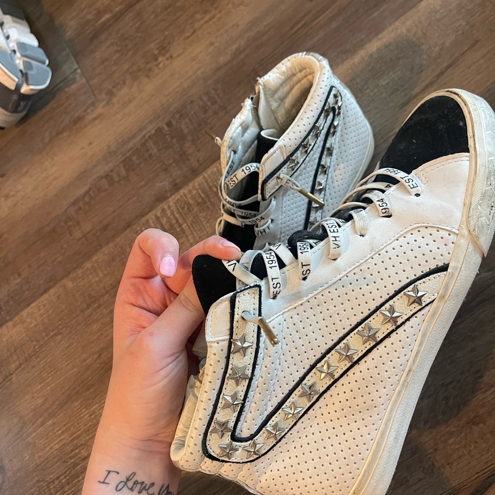 Vintage Havana high tops!